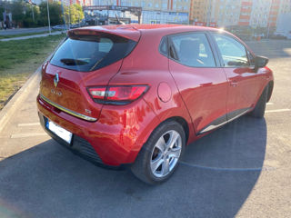 Renault Clio foto 4