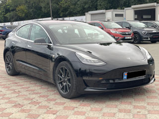 Tesla Model 3 foto 5