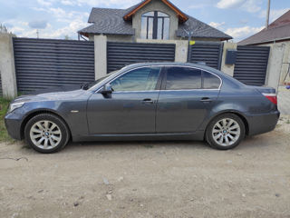 BMW 5 Series foto 2