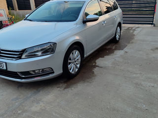 Volkswagen Passat foto 3