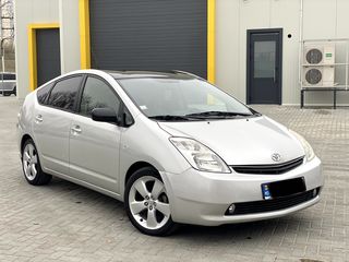 Toyota Prius foto 1