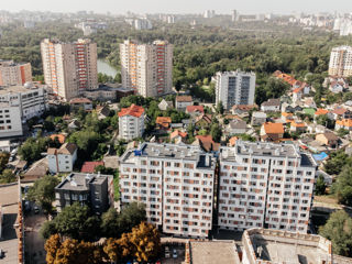 Apartament cu 2 camere, 68 m², Botanica, Chișinău foto 3