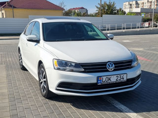 Volkswagen Jetta foto 2