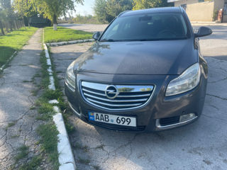 Opel Insignia foto 1