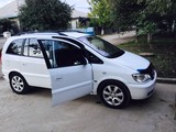 Opel Zafira foto 3