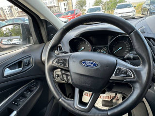 Ford Kuga foto 14