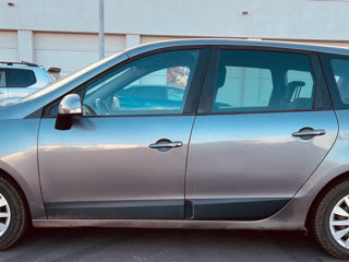 Renault Grand Scenic foto 4