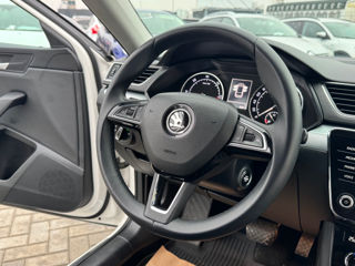 Skoda Superb foto 9