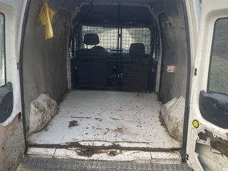 Ford Transit Connect foto 2