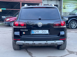 Volkswagen Touareg foto 6