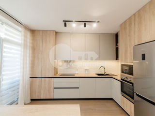 Townhouse 2 nivele, 245 mp, 2500 € foto 5