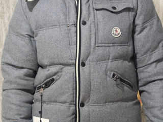 Scurta Moncler noua! Originală, size S, preț 200 euro