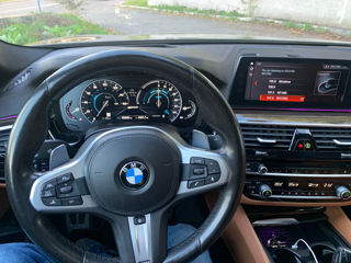 BMW 5 Series foto 6