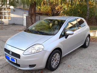 Fiat Grande Punto foto 2