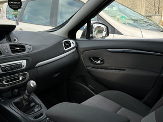 Renault Grand Scenic foto 11