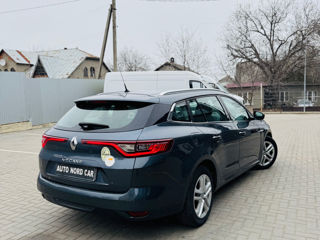 Renault Megane foto 4