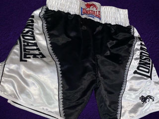 Lonsdale box