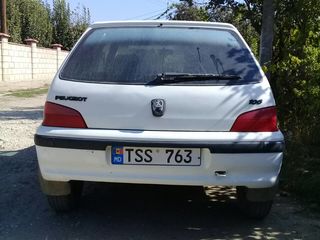 Peugeot 106 foto 10