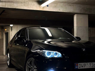 BMW 5 Series foto 2