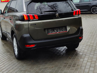 Peugeot 5008 foto 3