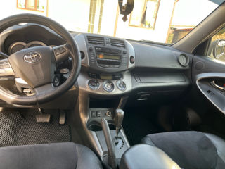 Toyota Rav 4 foto 3