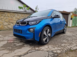 BMW i3 фото 1