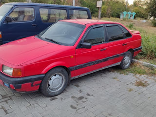 Volkswagen Passat foto 3