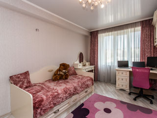 Apartament cu 2 camere, 82 m², Poșta Veche, Chișinău foto 14