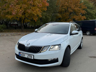 Skoda Octavia foto 2