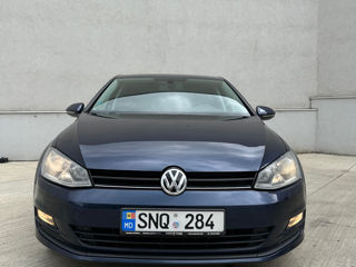 Volkswagen Golf foto 2