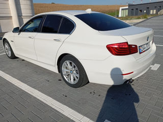 BMW 5 Series foto 4