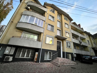 Apartament cu 2 camere, 80 m², Centru, Chișinău foto 8