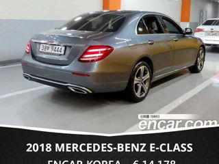 Mercedes E-Class foto 3