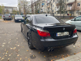 BMW 5 Series foto 9