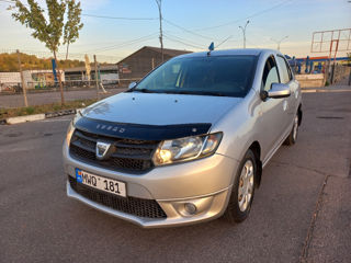 Dacia Logan foto 1