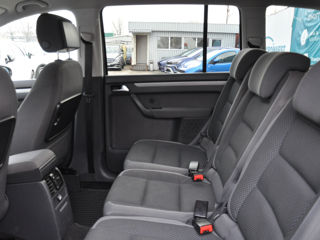 Volkswagen Touran foto 14