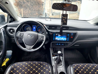 Toyota Auris foto 9