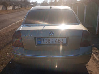 Volkswagen Passat foto 2