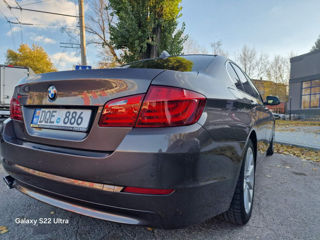 BMW 5 Series foto 3