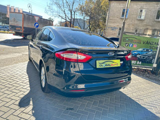 Ford Mondeo foto 5