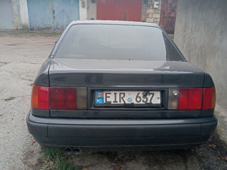 Audi 100 foto 4