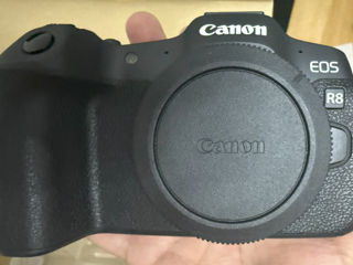 Canon R8 foto 3