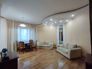 Apartament cu 1 cameră, 80 m², Centru, Chișinău foto 3