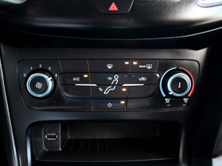 Ford Focus foto 9