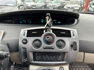 Renault Scenic foto 13