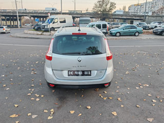 Renault Grand Scenic foto 7