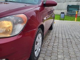 Hyundai Accent foto 6