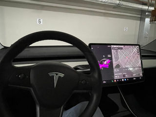 Tesla Model 3 foto 5