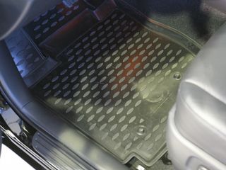 Toyota Rav 4 2006-2014. Полиуретановые в салон и багажник. Защита картера. Element foto 2