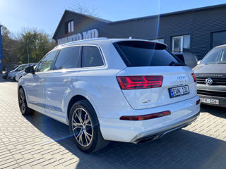 Audi Q7 foto 2